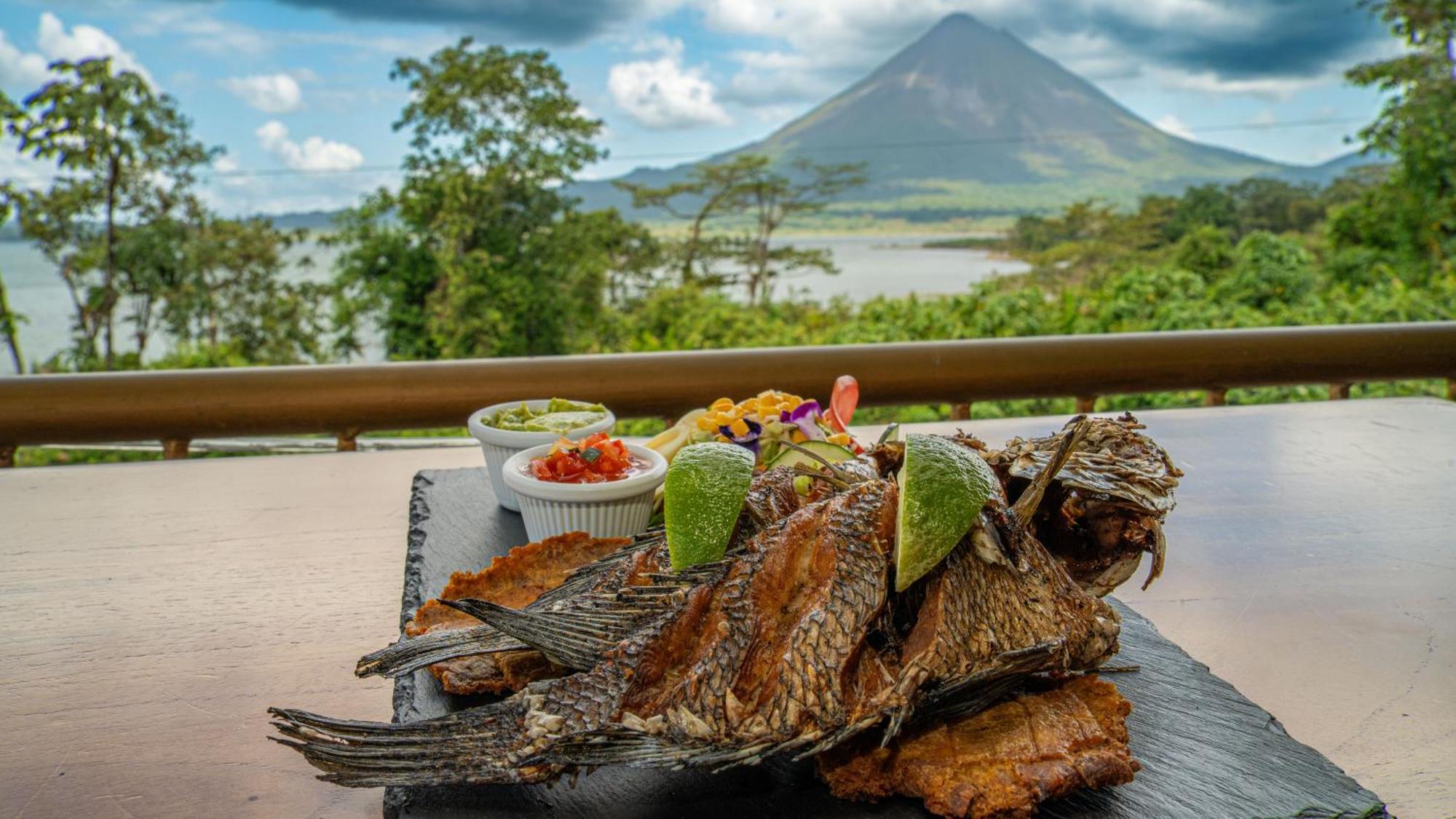 Villas Paradise Arenal Volcano Lake View El Castillo Экстерьер фото